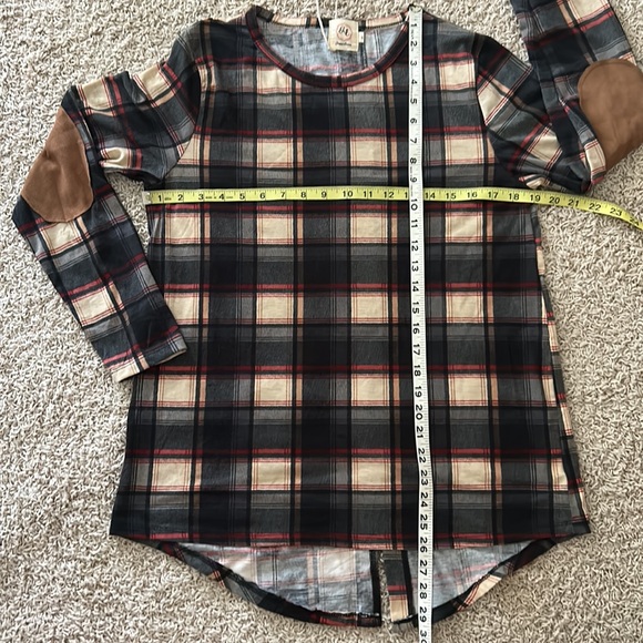 NWT⭐️Adorable🍁FALL Plaid TOP Button-up Back🍁Tan Elbow Patches by Grace & Emma - Picture 10 of 11